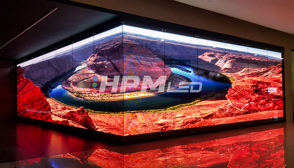 Proyecto Pantalla LED HPMLED Cintermex