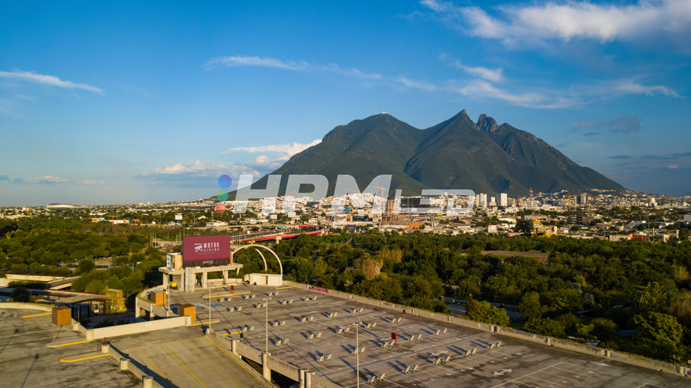 Proyecto Pantalla LED HPMLED Motor Cinema